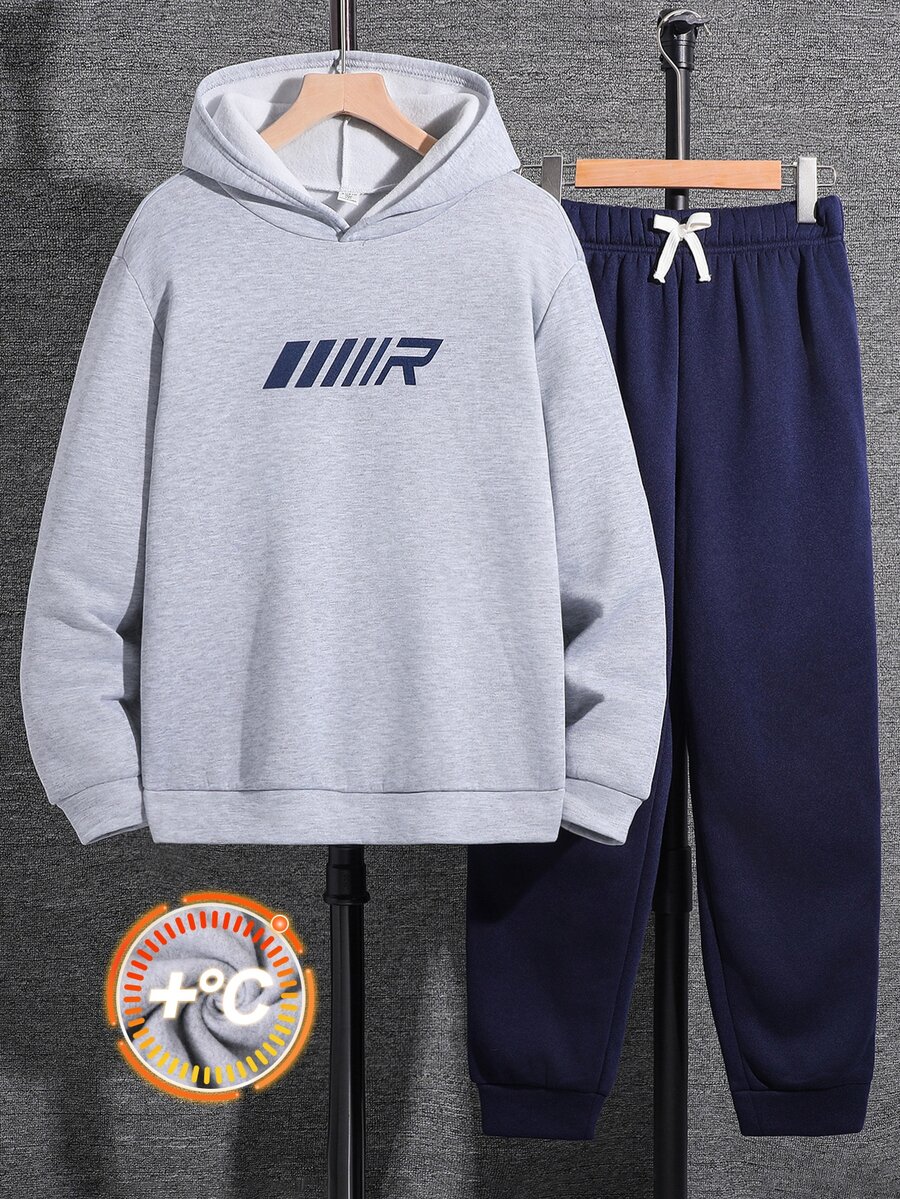 SHEIN Setelan Anak Laki-Laki Remaja 2 Potong Berisi Hoodie dan Celana Olahraga Kasual dengan Motif Huruf Sangat Cocok untuk Musim Kembali ke Sekolah yang Nyaman di Musim Gugur dan Musim Dingin. - MultiWarna - View 1