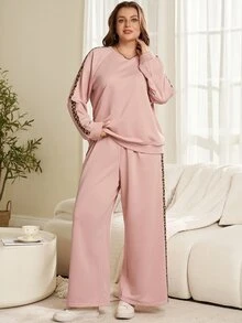 EMERY ROSE طقم نسائي مقاس كبير بتصميم كتل لونية، سويت شيرت بأكمام طويلة وبنطال رياضي، كاجوال للاستخدام اليومي، ملابس شتوية للنساء خريف وشتاء 2026 - متعدد الألوان - مشاهدة 2