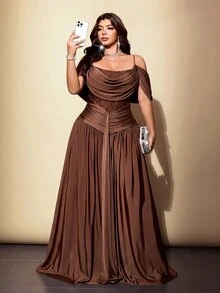 Viva Relle Plus Size Coffee Color Lace Patchwork Cold Shoulder Spaghetti Strap Dress With Side Ruched Waist, Evening Party Dress - Brown - View 2
