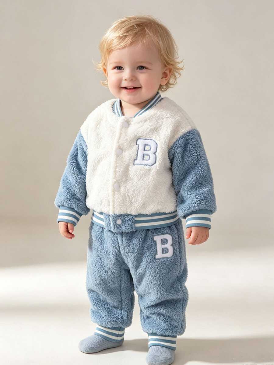 SHEIN Playful Pals 男嬰軟絨刺繡字母對比色個性化夾克外套與長褲套裝