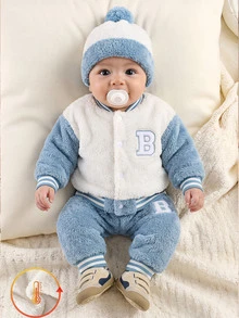 SHEIN Playful Pals 男嬰軟絨刺繡字母對比色個性化夾克外套與長褲套裝 - 藍色 - 查看 7
