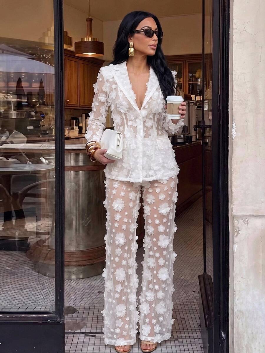 Silquee 女款時尚優雅 3D 花卉裝飾網紗長褲,適合度假穿著,白色長褲搭配 3D 花卉飾飾 - 白色 - 查看 1