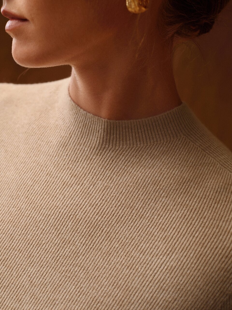 MOTF WOMEN SOLID HALF SLEEVE SLIM FIT KNIT TOP