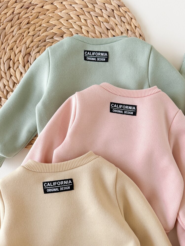 6-Piece Set Of Newborn Casual And Simple Round-Neck Sweatshirts And Trousers With Patch Decorations And Grab Material. A Cost-Effective Multi-Piece Set Suitable For Birthday Parties, Evening Parties, Performances, Weddings, Baptisms, And Opening Ceremonies. Suitable For Christmas And Holidays. Suitable For Daily Use, Suitable For School, Suitable For Travel, And Suitable For Autumn And Winter. - Multicolor - View 3