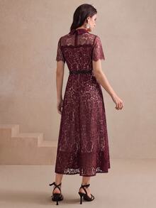 Anewsta Gaun Wanita Model Baru Musim Semi/Panas dengan Detail Renda yang Mengencangkan Pinggang - Burgundy - View 2
