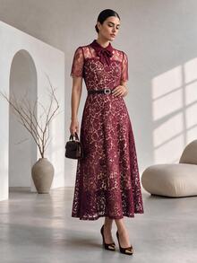 Anewsta Gaun Wanita Model Baru Musim Semi/Panas dengan Detail Renda yang Mengencangkan Pinggang - Burgundy - View 3