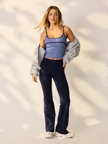 Aralina Damen gestreiftes Cami-Tanktop mit Kontrastbesatz, abnehmbarem Polster, quadratischem Ausschnitt, ärmellos, figurbetont, Activewear für Yoga, Fitnessstudio, Pilates und Workout - Verschiedenfarbig - Übersicht 3