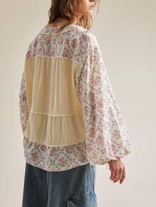 SHEIN Atasan Wanita Model V-Neck Motif Bunga Kasual Serbaguna untuk Pemakaian Sehari-hari - Aprikot - View 2