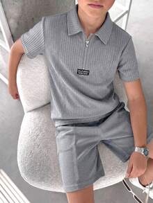 SHEIN 兒童小男孩休閒寬鬆灰色紋理華夫格面料翻領短袖 Polo T恤與短褲 2 件套，適合春、夏、秋季 - 灰色 - 查看 2