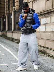Major Grit Celana Jogging Pria Manfinity Streetrush Model Lebar dengan Bordir Huruf dan Desain Patchwork Kreatif, Warna Hitam - Light Grey - View 5