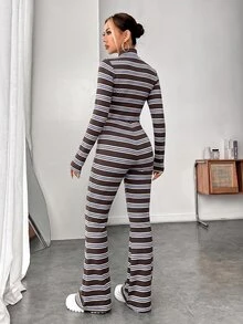 SHEIN EZwear 女款條紋高領長袖短版T恤與喇叭褲針織休閒套裝 - 咖啡棕 - 查看 3
