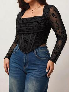 Enliva 大码女式短袖T恤上衣，植绒花卉图案修身收腰设计，适合梨形和三角形身材 - 黑色 - 查看 4