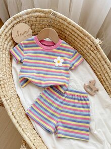 1 Set Baju Bayi Perempuan Motif Garis-Garis Pink, Atasan Rajut Leher Bulat Lengan Pendek dan Celana Pendek Pinggang Elastis - MultiWarna - View 4