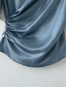 Franclia Blus Lengan Pendek Satin Mengkilap Elegan dengan Lengan Berkerut dan Leher V, Kemeja Kasual - Biru - View 6