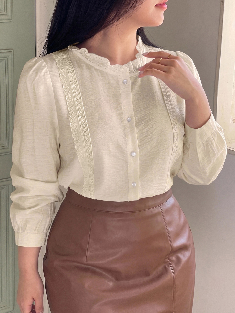 Dazy Plus Elegant Elegant Stand Collar Petal Sleeve Contrast Lace Intricate Commute Long Sleeve Beige Spring Autumn Blouse Brunch Office
