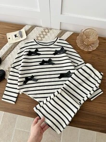 SHEIN Playful Pals 2pcs Young Girls Vintage Style Brown Ribbed Set, Soft Skin-Friendly Ribbed Fabric, Round Neck Top With Pearl Decor And Lantern Sleeve, Flared Pants - Black and White - View 8