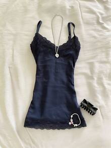 IslaSuriya Lace Patchwork Fitted Camisole For Women - Multicolor - View 3