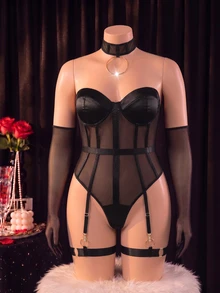 Seduluxe 6-Piece Metal Circle Design Sexy Bra Sets - Black - View 1