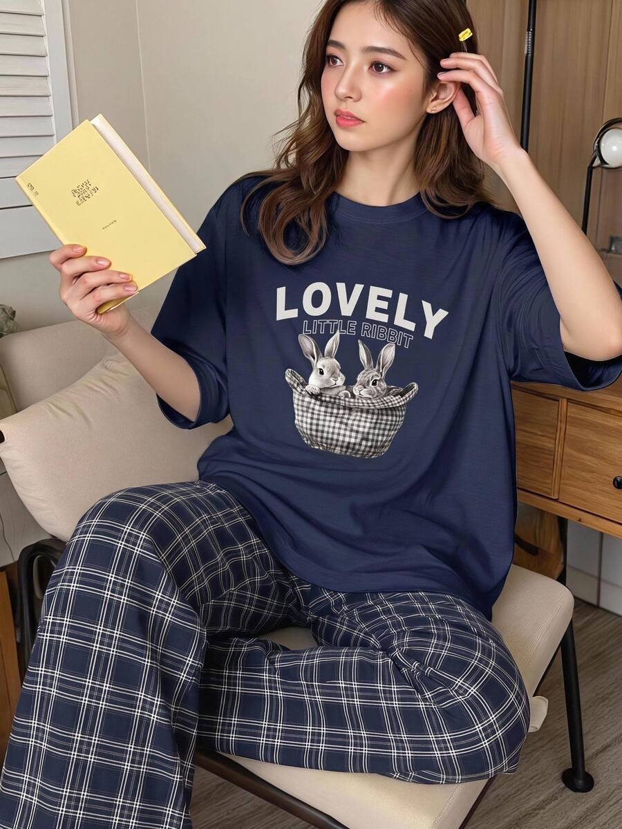 SHEIN Teen Girl Tween Girls Pajamas Deep Blue T-Shirt With Plaid Straight Leg Pants Set, T-Shirt Set Loungewear Suitable For Autumn/Winter - Navy Blue - View 1