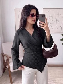 Solavon Blusa cruzada elegante y casual de rayas grises para mujer, ropa de otoño para el Día del Maestro, oficina, cena y negocios - Negro - Ver 2