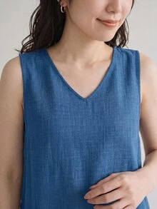 Yumoku Women's Simple Solid Sleeveless Shirt, Casual Vacation Wear,Casual - Blue - View 3