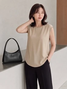Yumoku 女款蕾絲拼接圓領休閒杏色襯衫，夏季優雅上班襯衫，女款露背上衣，淺棕色優雅蕾絲露背襯衫 - 卡其色 - 查看 2