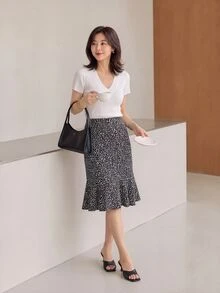 Yumoku Ruffle Hem Allover Print Skirt - Black and White - View 2