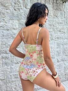 Bonvoyette Women's Holiday Fresh Ditsy Floral Ruffled Adjustable Spaghetti Strap Tankini Set, For Summer Beach Vacation - Multicolor - View 2