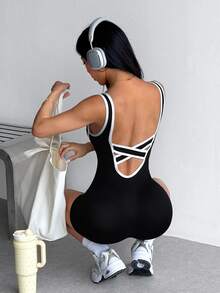 SHEIN Sports Seamless Athletic Backless Jumpsuit - Black - View 2
