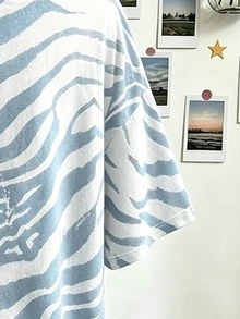 Lalippa Kaos Wanita Ukuran Besar Motif Hewan, Kaos Bahu Longgar, Atasan Leher Asimetris Cocok untuk Pertunjukan & Jalan-jalan Santai, Hadiah untuk Teman - MultiWarna - View 3