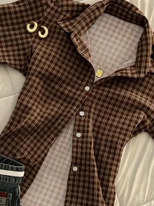 IslaSuriya 女款時尚格紋印花單排扣短袖襯衫 街頭風復古休閒 早午餐校園風 棕色格紋 夏季 - 彩色 - 查看 3