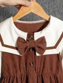 SHEIN Elladie kids 少女休閒方領蝴蝶結長袖收腰洋裝，適合日常穿著、休閒場合，可搭配風衣、夾克與鋪棉外套，秋冬適用 - 棕色 - 查看 4