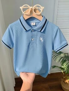 SHEIN 1件青少年男童休閒修身學院領圖案針織短袖POLO衫，適合日常穿著、上學、旅行、運動，春夏季適用 - 藍色 - 查看 1