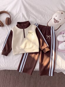 SHEIN 2件組幼童女款衛衣＋運動長褲，可愛米色巧克力棕蝴蝶結刺繡飾邊，半拉鍊長袖立領，返校秋季穿搭 - 彩色 - 查看 2