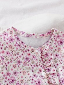 3套隨機發送1套，2件裝新生女嬰居家服可愛波點櫻花印花荷葉邊長袖連身包屁衣附髮帶 - 彩色 - 查看 4
