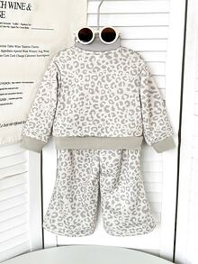 SHEIN Baby Girl Autumn/Winter Vintage Modest Alt Beige Print 2 Pieces Set, Half-Zip Stand Collar Pony Print Sweatshirt With Wide Leg Pants Party Vacation - Grey - View 3