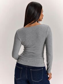 SHEIN BAE Women's Light Gray Deep V-Neck Ruched Waist Long Sleeve T-Shirt/Elastic Slim Fit Cropped Top With Drape Effect/Commuter Sexy Base Layer/Autumn/Winter Innerwear/Commuter Top/Elegant Top - Grey - View 4