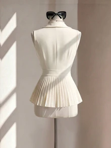 SHEIN Clasi 夏季辦公通勤優雅女士風專業OL無袖西裝領收腰百褶米色洋裝，優雅浪漫女款西裝外套 - 彩色 - 查看 2
