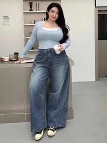 Dazy Plus Jeans de pierna ancha y larga de talla grande con efecto desgastado y lavado - Azul lavado medio - Ver 3