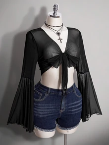 SHEIN ICON Top en maille noire pour femmes grande taille, style rétro sexy millénarial Y2K, simple, décontracté et à la mode, avec manches évasées raccourcies à nouer et col en V, automne - Noir - Voir 5