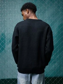 EVRINFINITE Men Letter Pattern Color Block Urban Pullover Drop Shoulder Long Sleeve Casual Sweater, For Friends, Fall/Winter - Black - View 2