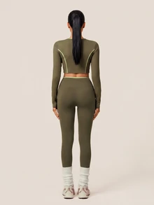 SHEIN BAE Conjunto de top de manga larga con bloques de color y leggings para mujer, casual para uso diario y deportes - Verde Oscuro - Ver 8