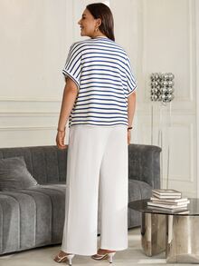 Rosumi Setelan 2 Potong Wanita Ukuran Besar untuk Musim Panas, Motif Garis-garis, Lengan Kelelawar, Terdiri dari Kaos Lengan Pendek dan Celana Panjang Lebar - Blue and White - View 4