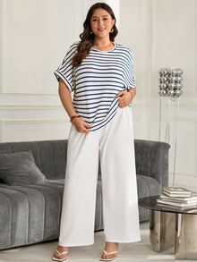 Rosumi Setelan 2 Potong Wanita Ukuran Besar untuk Musim Panas, Motif Garis-garis, Lengan Kelelawar, Terdiri dari Kaos Lengan Pendek dan Celana Panjang Lebar - Blue and White - View 5