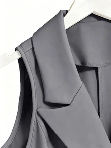 GlowEve CURVE Plus Size Solid Color Lapel Neck Sleeveless Button Decor Fashionable Blazer - Light Grey - View 3