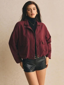 Poéselle 女款酒紅色短版工裝夾克，立領拉鍊口袋外套，冬季夾克女裝 - 酒紅色 - 查看 3