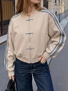 SHEIN EZwear 女款秋季側條紋青蛙鈕扣設計拉鍊前襟棒球夾克 - 卡其色 - 查看 11