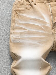 SHEIN 青少年男童百搭休闲现代街头风猫须做旧可调节腰围五口袋弹力牛仔裤，四季皆宜，时尚百搭，适合学校、校园、学院等场合，秋冬季男女皆宜 - 卡其色 - 查看 4