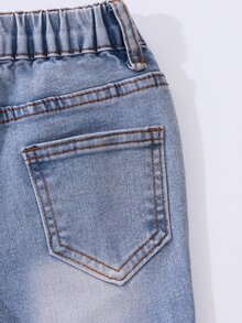 SHEIN Explorewe 女童休閒日常牛仔喇叭褲，附口袋、鈕扣與拼接設計 - 淺色水洗藍 - 查看 6