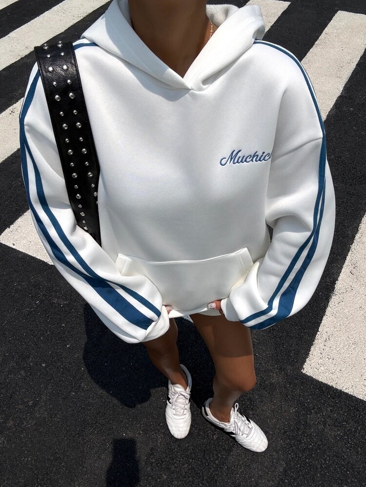 Muchica Sudadera con capucha casual de estilo deportivo para mujer con estampado de letras y bloques de color, azul y blanco, para uso diario y viajes, otoño - Blanco - Añade 7
